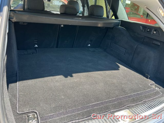 MERCEDES-BENZ E 220 usata, con Fendinebbia