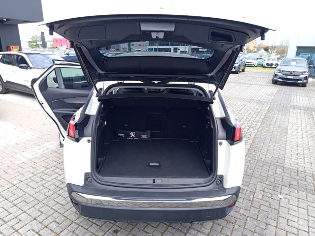 PEUGEOT 3008 usata, con Climatizzatore