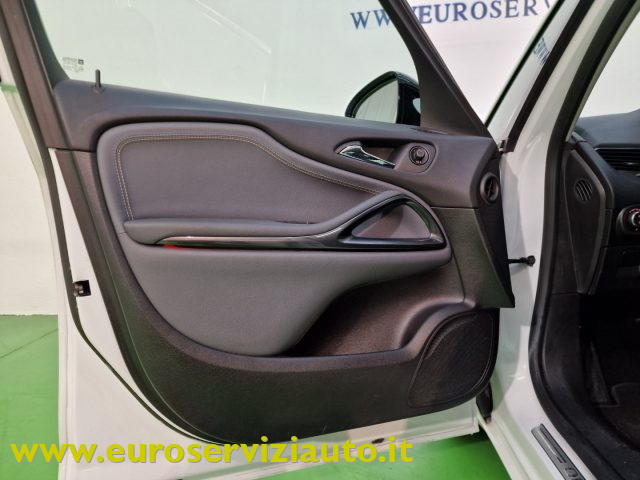 OPEL Zafira Tourer usata, con Riconoscimento dei segnali stradali
