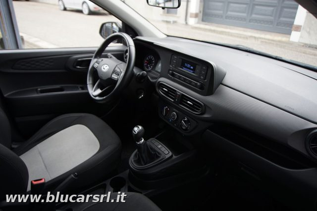HYUNDAI i10 usata 8