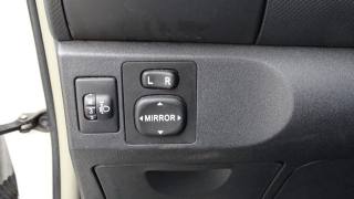 TOYOTA Yaris usata 82