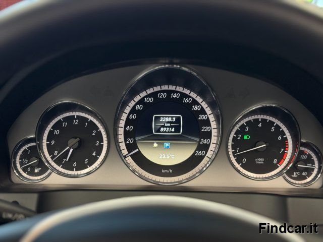MERCEDES-BENZ E 200 usata, con ESP