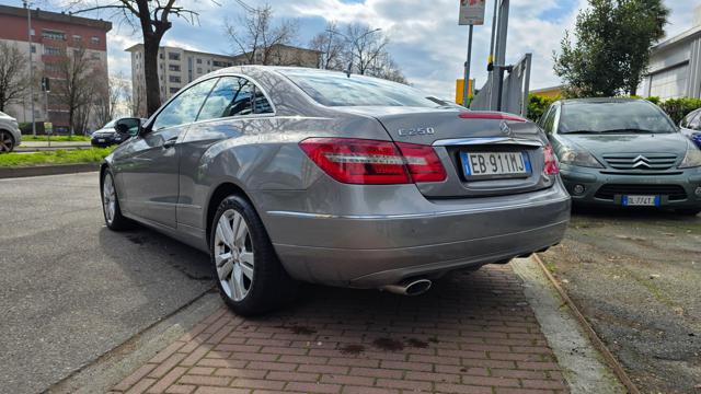 MERCEDES-BENZ E 250 usata, con Alzacristalli elettrici
