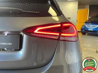 MERCEDES-BENZ A 180 usata, con Volante multifunzione