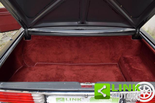 MERCEDES-BENZ SL 560 usata 16