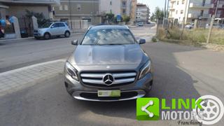 MERCEDES-BENZ GLA 200 usata, con Airbag