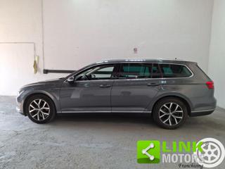 VOLKSWAGEN Passat Variant usata, con Fendinebbia
