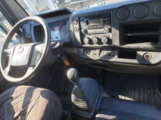 NISSAN NT500 usata, con Cronologia tagliandi