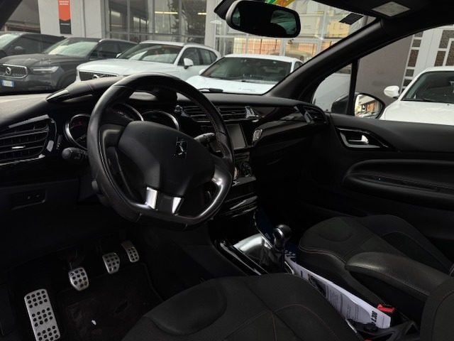 DS AUTOMOBILES DS 3 usata, con Controllo trazione