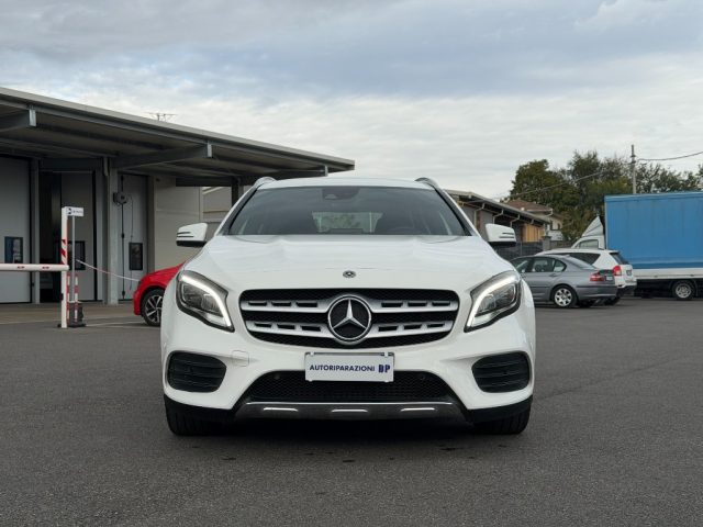 MERCEDES-BENZ GLA 200 usata, con Airbag