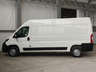 PEUGEOT Boxer usata, con Autoradio