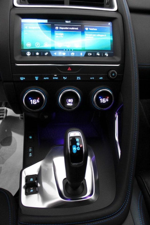 JAGUAR E-Pace usata, con ESP