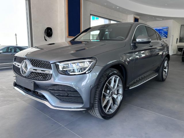 MERCEDES-BENZ GLC 300 usata, con Airbag