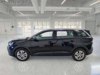 PEUGEOT 5008 usata, con Autoradio