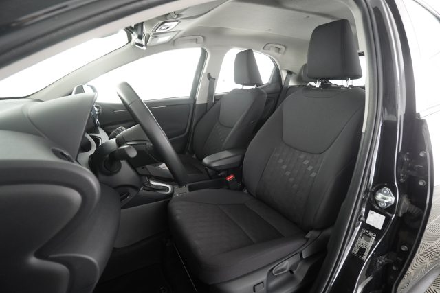 TOYOTA Yaris usata 2