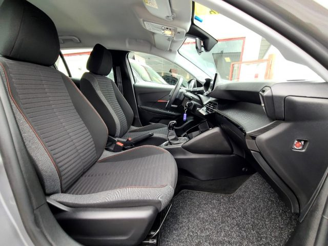 PEUGEOT 208 usata, con Touch screen