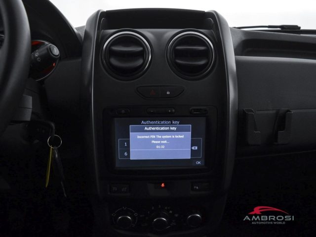 DACIA Duster usata 13