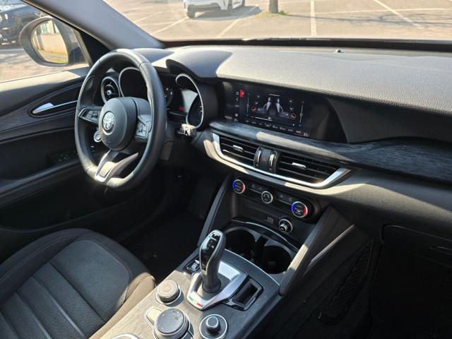ALFA ROMEO Stelvio usata, con Park Distance Control