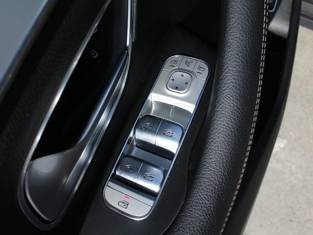 MERCEDES-BENZ GLE 300 usata, con Portellone posteriore elettrico