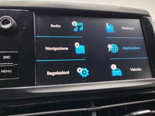PEUGEOT 2008 usata, con Sedile posteriore sdoppiato