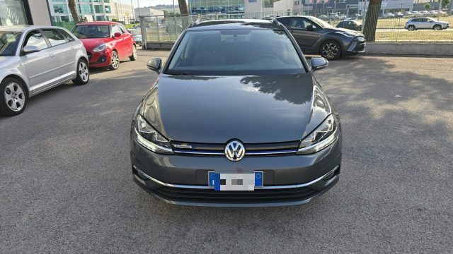 VOLKSWAGEN Golf Variant usata, con Airbag
