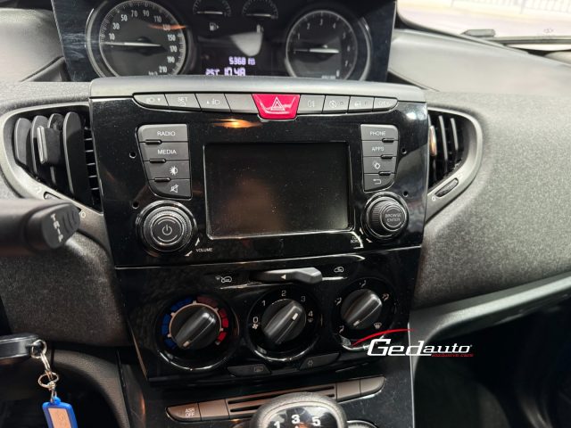 LANCIA Ypsilon usata, con Portapacchi