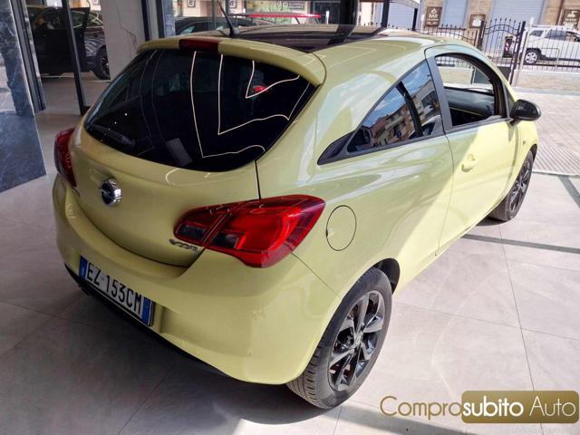 OPEL Corsa usata, con Autoradio