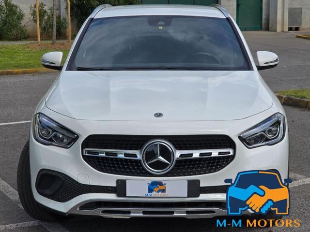 MERCEDES-BENZ GLA 200 usata, con Airbag