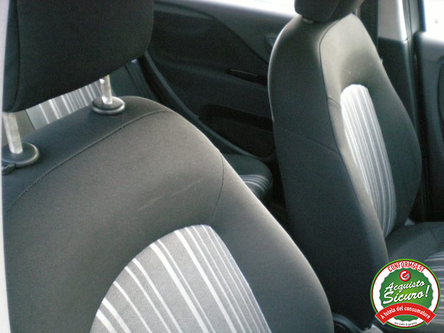 FIAT Punto usata 11