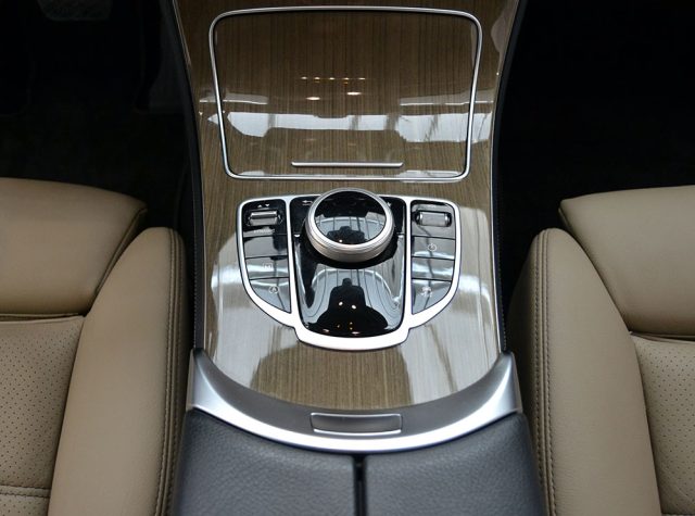 MERCEDES-BENZ GLC 220 usata, con Climatizzatore