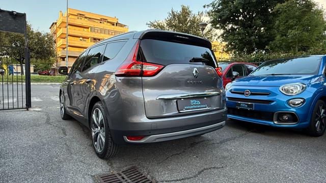 RENAULT Grand Scenic usata, con Airbag laterali