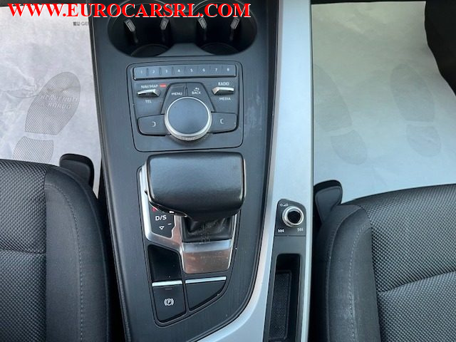 AUDI A4 usata, con Sensori di parcheggio posteriori
