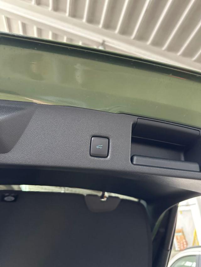 FORD Kuga usata, con Portellone posteriore elettrico