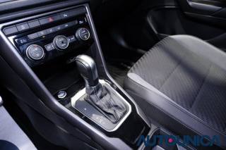 VOLKSWAGEN T-Roc usata, con Autoradio digitale