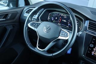 VOLKSWAGEN Tiguan usata, con Sensori di parcheggio anteriori