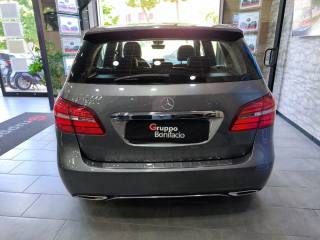 MERCEDES-BENZ B 180 usata, con Climatizzatore