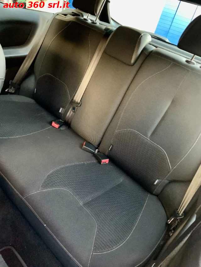 DS AUTOMOBILES DS 3 usata, con Controllo automatico clima