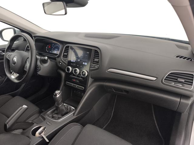 RENAULT Megane usata, con Sensori di parcheggio anteriori