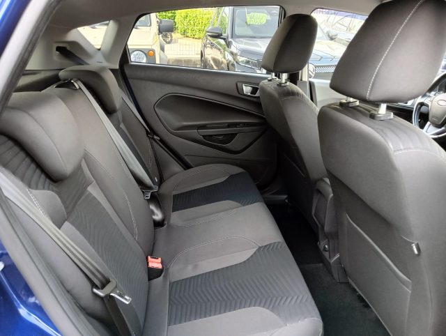 FORD Fiesta usata, con Lettore CD