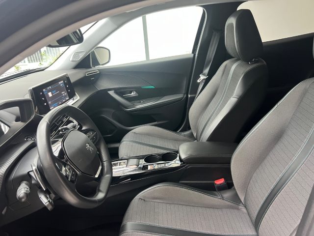 PEUGEOT 2008 usata, con Sound system
