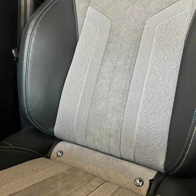 PEUGEOT 2008 usata, con Climatizzatore