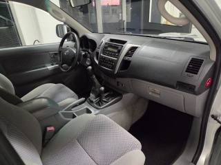 TOYOTA Hilux usata, con Controllo trazione