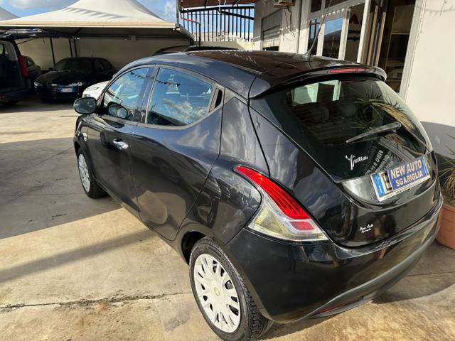 LANCIA Ypsilon usata, con MP3