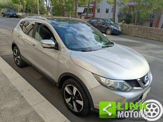 NISSAN Qashqai usata, con Sensori di parcheggio anteriori