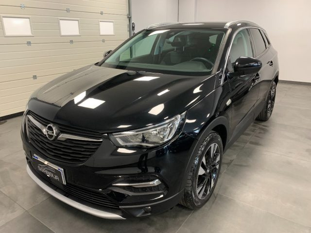 OPEL Grandland X usata, con Sensori di parcheggio anteriori