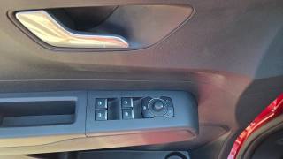 FORD Tourneo Courier usata, con Climatizzatore