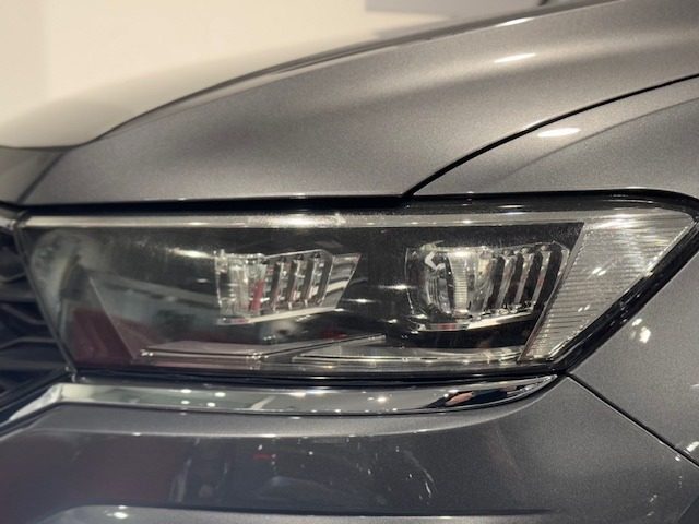 VOLKSWAGEN T-Roc usata, con Sistema di navigazione