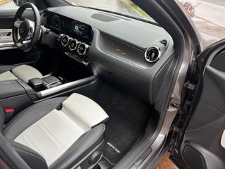 MERCEDES-BENZ GLA 200 usata, con Volante in pelle