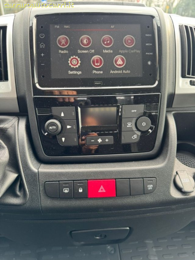 PEUGEOT Boxer usata, con Volante multifunzione