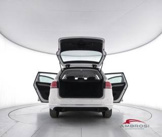 VOLKSWAGEN Passat usata 6